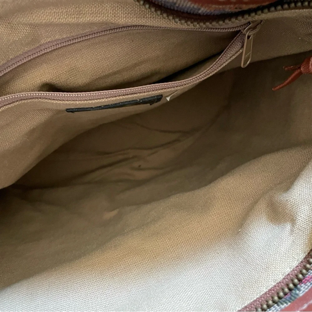 NWT vtg Liz Claiborne Southwestern & Kilim tapestry bucket bag leather trim - Picture 14 of 16